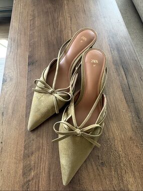 Zara Olive Green Suede Pointed Toe Bow Slingback Mules